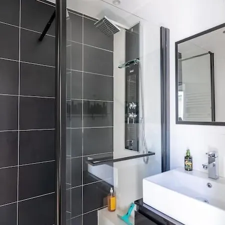 Bel Hyper Centre, 2 Avec Sdb דירה סומור