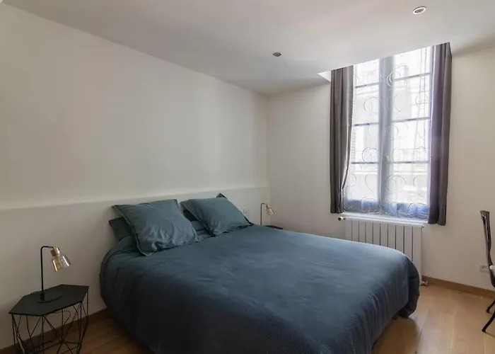 Bel Hyper Centre, 2 Avec Sdb * סומור